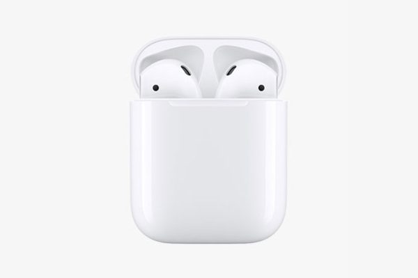 Fones de ouvido sem fio, dentro da caixa de carregamento
